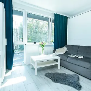  Apartament Batorego 18 - Yellow - Stacja Metra 300m - Underground Station 300m - Better Polska